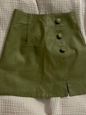 PRINCESS POLLY olive green leather skirt